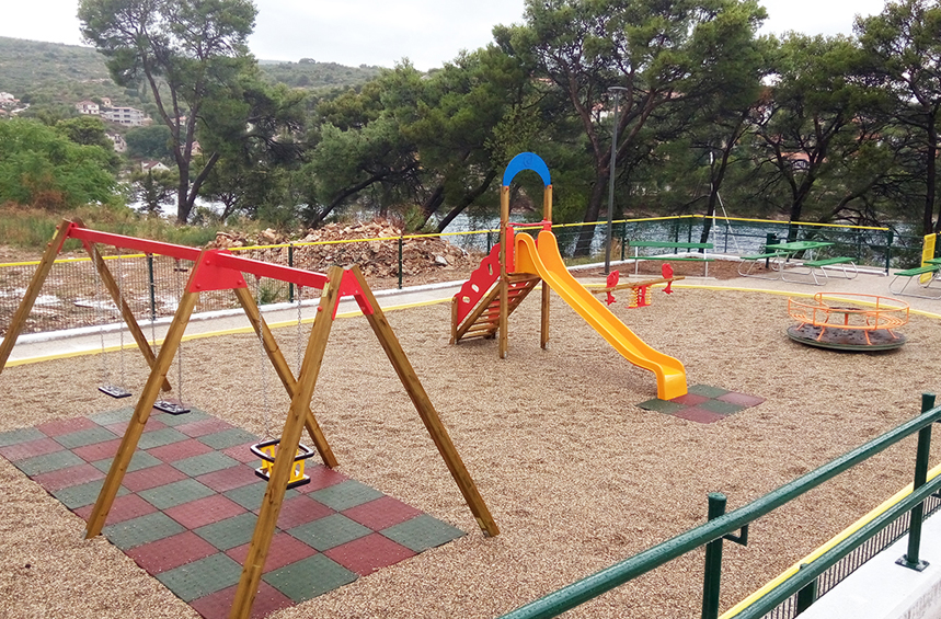 Parco per Bambini a Splitska